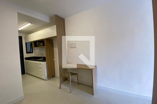 Kitnet/Studio para alugar com 1 quarto, 26m² em Jardim Bonfiglioli, São Paulo