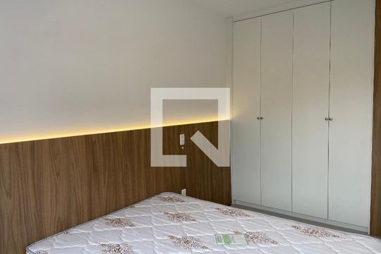 Kitnet/Studio para alugar com 1 quarto, 26m² em Jardim Bonfiglioli, São Paulo