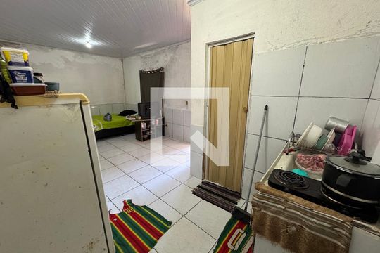 Cozinha Anexo 1 de casa à venda com 8 quartos, 249m² em QNM 23, Brasília