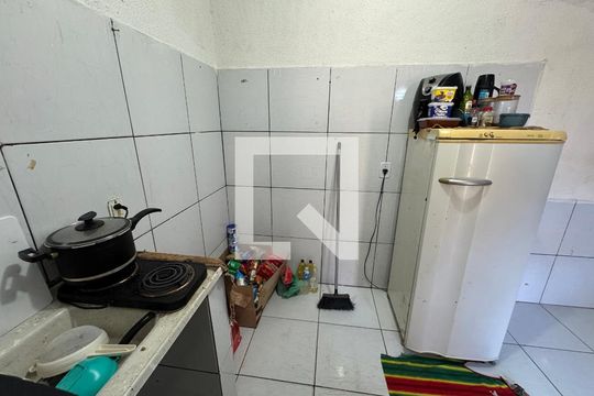 Cozinha Anexo 1 de casa à venda com 8 quartos, 249m² em QNM 23, Brasília