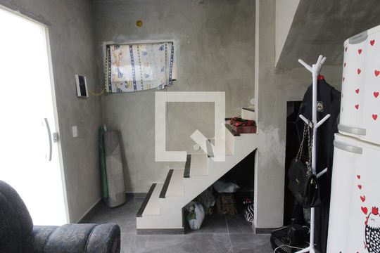 Sala/Cozinha de kitnet/studio para alugar com 1 quarto, 150m² em Parque Eldorado 2, Cabo Frio