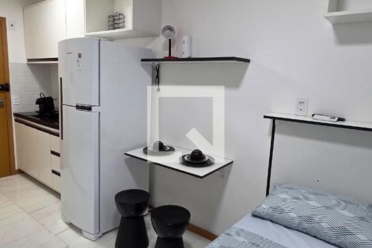 Studio de apartamento para alugar com 1 quarto, 18m² em Costa Azul, Salvador