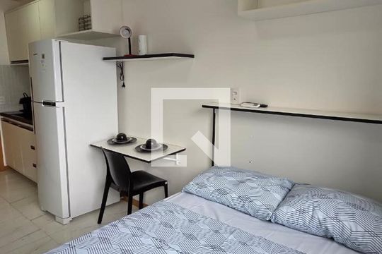 Studio de apartamento para alugar com 1 quarto, 18m² em Costa Azul, Salvador
