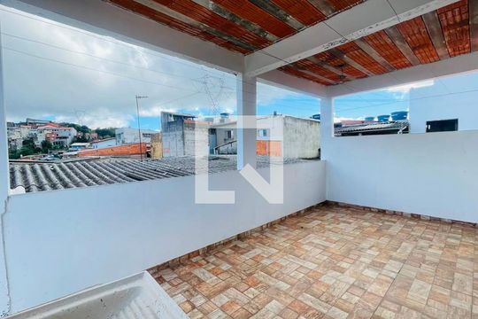 Área de Serviço de casa para alugar com 1 quarto, 70m² em Parque Mirante da Mata, Cotia
