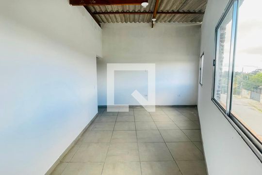 Sala de casa para alugar com 1 quarto, 70m² em Parque Mirante da Mata, Cotia