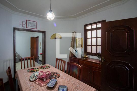 Casa à venda com 2 quartos, 95m² em Santa Branca, Belo Horizonte