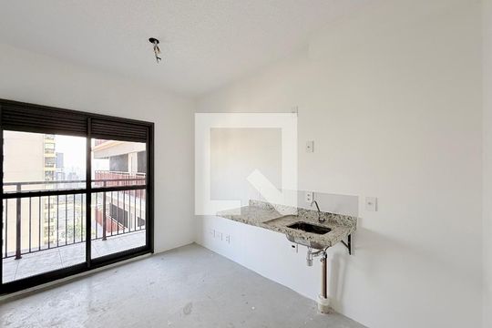 Cozinha  de kitnet/studio à venda com 1 quarto, 28m² em Brooklin, São Paulo