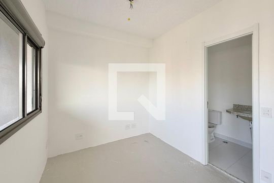 Quarto de kitnet/studio à venda com 1 quarto, 28m² em Brooklin, São Paulo
