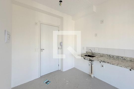 Cozinha de kitnet/studio à venda com 1 quarto, 28m² em Brooklin, São Paulo