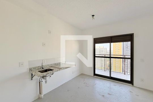 Cozinha de kitnet/studio à venda com 1 quarto, 28m² em Brooklin, São Paulo