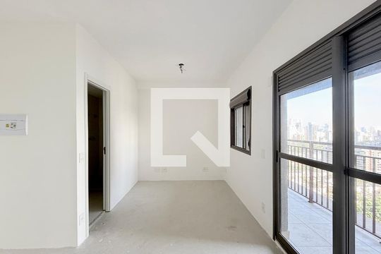 Quarto de kitnet/studio à venda com 1 quarto, 28m² em Brooklin, São Paulo