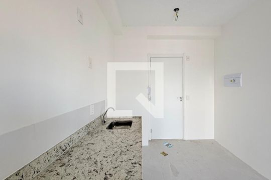 Cozinha de kitnet/studio à venda com 1 quarto, 28m² em Brooklin, São Paulo