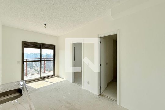 Cozinha de apartamento à venda com 1 quarto, 33m² em Brooklin, São Paulo