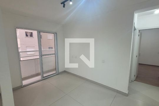 Sala/Cozinha de apartamento para alugar com 2 quartos, 45m² em Cidade São Mateus, São Paulo