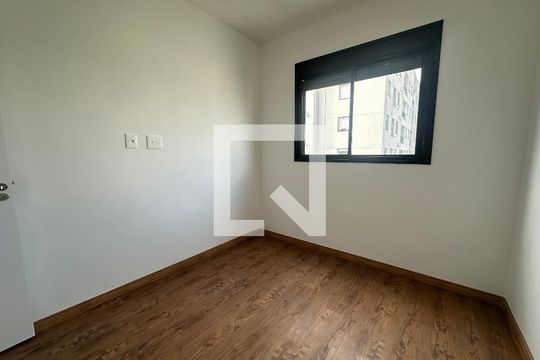 Quarto de apartamento para alugar com 2 quartos, 58m² em Jardim Esperanca, Barueri