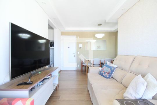 Sala de apartamento para alugar com 2 quartos, 56m² em Jardim Henriqueta, Taboão da Serra