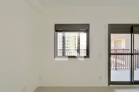 Quarto de kitnet/studio à venda com 1 quarto, 28m² em Brooklin, São Paulo