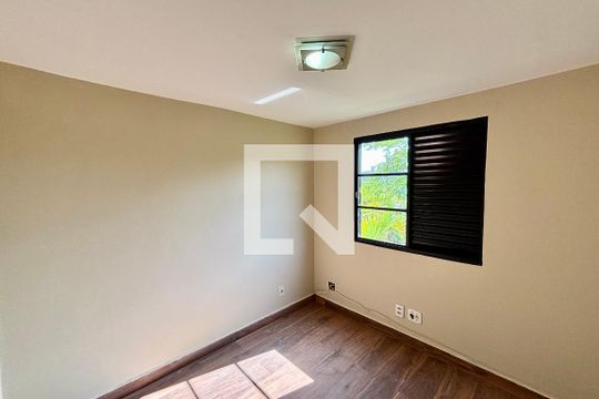 Quarto 1 de apartamento para alugar com 2 quartos, 59m² em Conjunto Habitacional Padre Jose de Anchieta, São Paulo