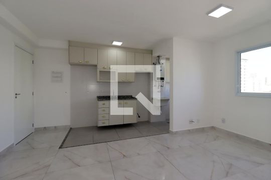 Sala de apartamento para alugar com 2 quartos, 47m² em Centro, Santo André
