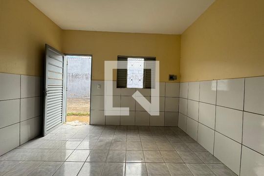 Kitnet de kitnet/studio para alugar com 1 quarto, 20m² em Ceilândia, Brasília
