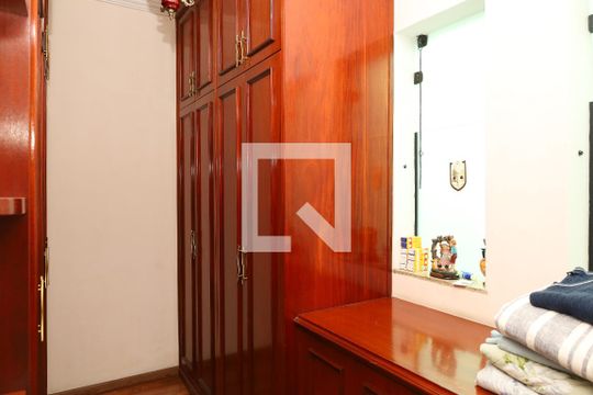 Quarto 1 - Suíte - Closet de casa para alugar com 4 quartos, 420m² em Jardim Nossa Senhora do Carmo, São Paulo