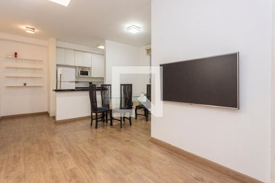 Sala de apartamento para alugar com 2 quartos, 65m² em Cidade Ademar, São Paulo