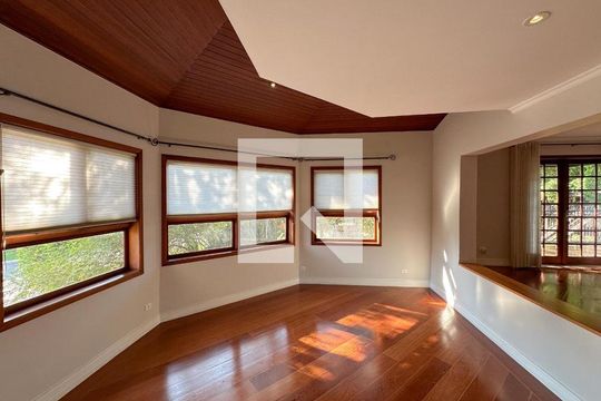 Casa de Condomínio à venda com 4 quartos, 536m² em Morada dos Pinheiros (Aldeia da Serra), Barueri