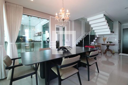 Sala de Jantar de casa de condomínio para alugar com 3 quartos, 350m² em Nova Uberlândia, Uberlândia