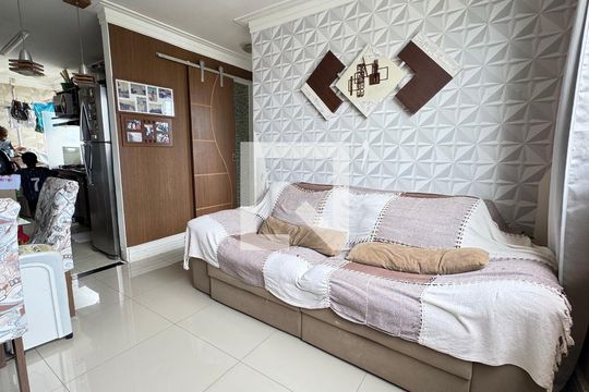 Sala  de apartamento para alugar com 2 quartos, 49m² em Mussurunga, Salvador