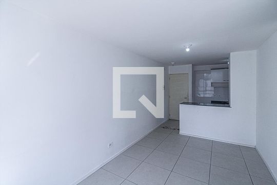 sala_3 de casa de condomínio à venda com 3 quartos, 59m² em Taboão, São Paulo