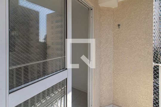 sacada_3 de casa de condomínio à venda com 3 quartos, 59m² em Taboão, São Paulo