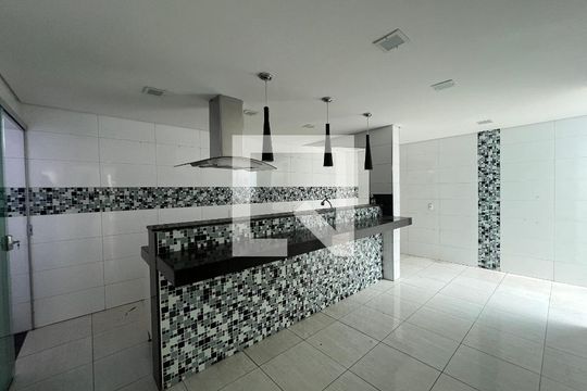 Cozinha de casa à venda com 3 quartos, 233m² em Parque Xangri-lá, Contagem