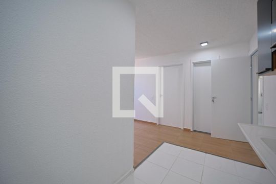 Cozinha e Área de Serviço de apartamento para alugar com 2 quartos, 33m² em Vila Silvia, São Paulo