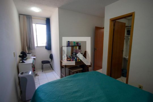 Apartamento à venda com 2 quartos, 58m² em Quadra 302, Brasília