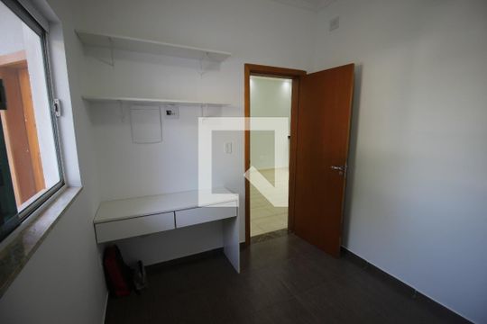 Casa de Condomínio para alugar com 3 quartos, 110m² em Loteamento Dinora Rosa, Sorocaba