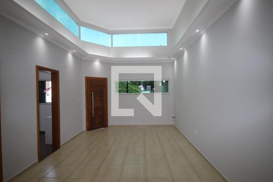 Casa de Condomínio para alugar com 3 quartos, 110m² em Loteamento Dinora Rosa, Sorocaba