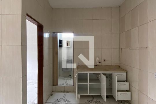 Cozinha de casa para alugar com 3 quartos, 120m² em Jardim Munhoz Junior, Osasco