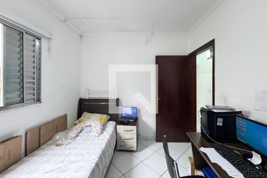 Quarto 1 - Casa 1 de casa à venda com 4 quartos, 350m² em Batistini, São Bernardo do Campo