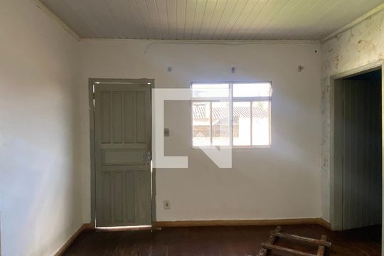 Sala de casa para alugar com 2 quartos, 80m² em Vila Yara, Osasco