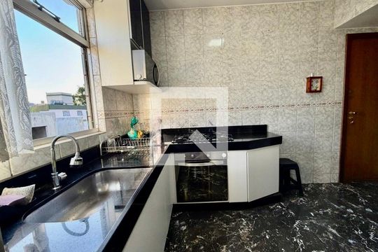 Apartamento à venda com 4 quartos, 180m² em Palmares, Belo Horizonte