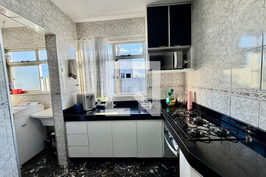 Apartamento à venda com 4 quartos, 180m² em Palmares, Belo Horizonte