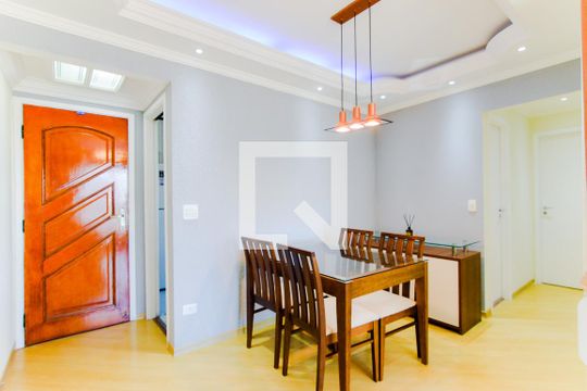Sala de apartamento para alugar com 3 quartos, 66m² em Gopouva, Guarulhos
