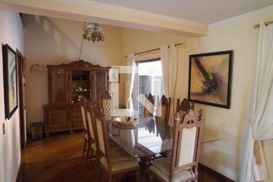 Sala de Jantar de casa de condomínio para alugar com 4 quartos, 360m² em Residencial Quatro (alphaville), Santana de Parnaíba