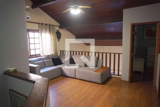 Piso Superior de casa de condomínio para alugar com 4 quartos, 360m² em Residencial Quatro (alphaville), Santana de Parnaíba
