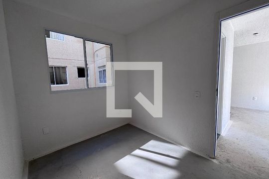 Quarto 2 de apartamento para alugar com 2 quartos, 45m² em Vargem Pequena, Rio de Janeiro