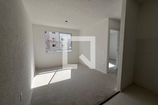 Sala de apartamento para alugar com 2 quartos, 45m² em Vargem Pequena, Rio de Janeiro