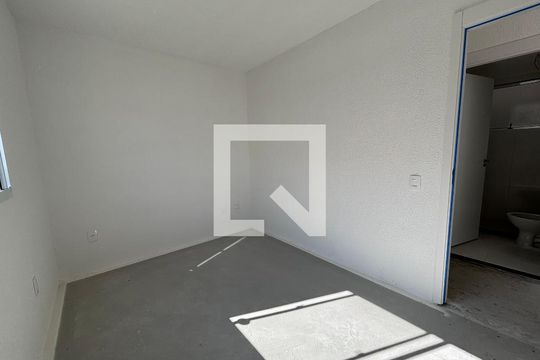 Quarto 1 de apartamento para alugar com 2 quartos, 45m² em Vargem Pequena, Rio de Janeiro