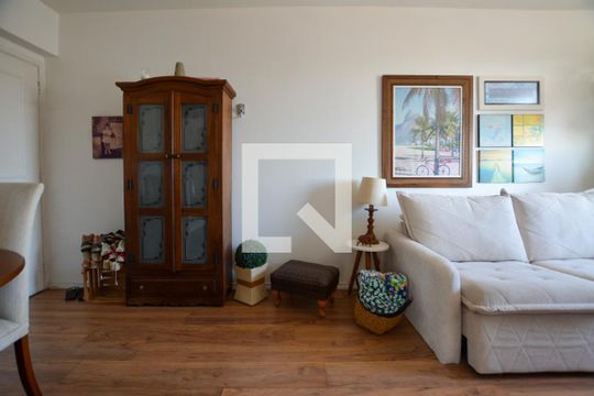 SALA de apartamento para alugar com 2 quartos, 50m² em Vila Lageado, São Paulo