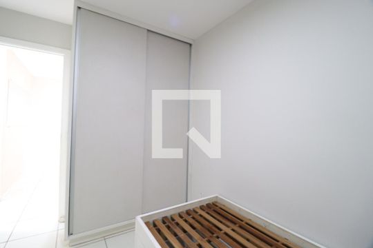 Quarto 1 de apartamento para alugar com 2 quartos, 49m² em Chácaras Tubalina E Quartel, Uberlândia