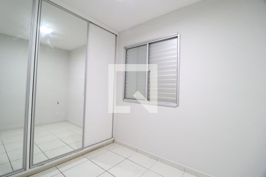 Quarto 2 de apartamento para alugar com 2 quartos, 49m² em Chácaras Tubalina E Quartel, Uberlândia